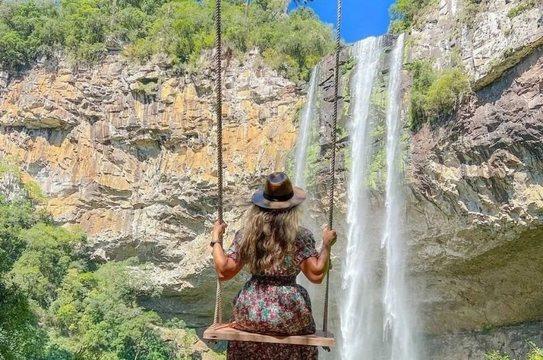 Brocker Turismo - Tour Pé da Cascata